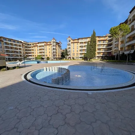 Modern Apartment, Pool Mountain Views Terace Sea