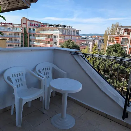 Modern Apartment, Pool Mountain Views Terace Sea