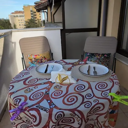 Modern Apartment, Pool Mountain Views Terace Sea 아파트 써니비치
