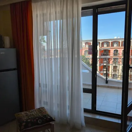 Modern Apartment, Pool Mountain Views Terace Sea Apartman Napospart