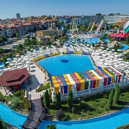 Modern Apartment, Pool Mountain Views Terace Sea